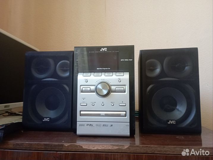 Музыкальный центр jvc с колонками