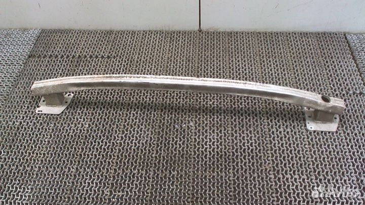 Усилитель бампера Renault Scenic, 2009