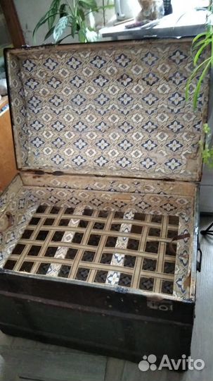 Сундук деревянный старинный