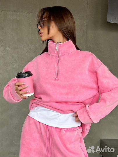 Спортивный костюм женский