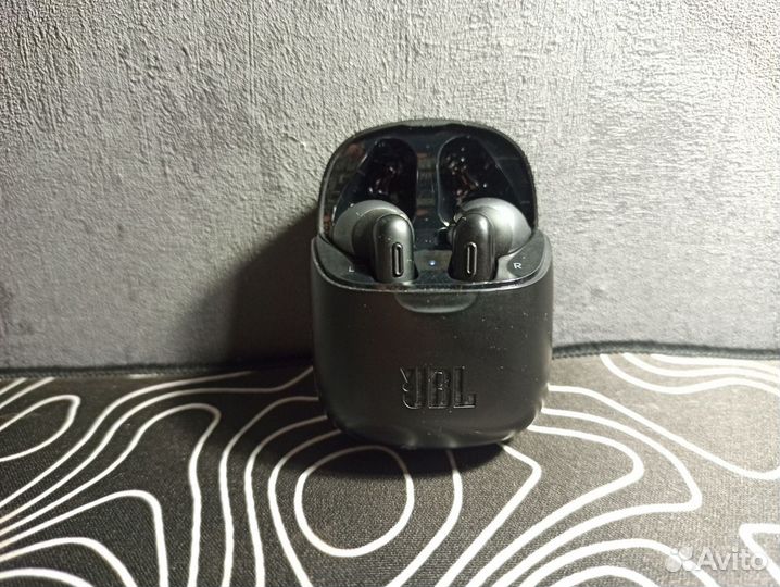 Наушники JBL tune 220 TWS