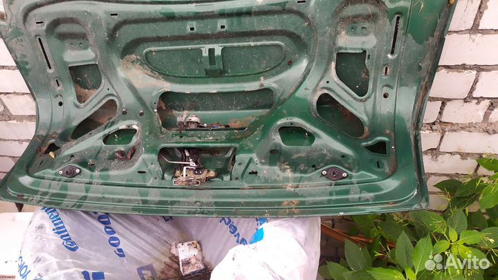 Крышка багажника ауди а4