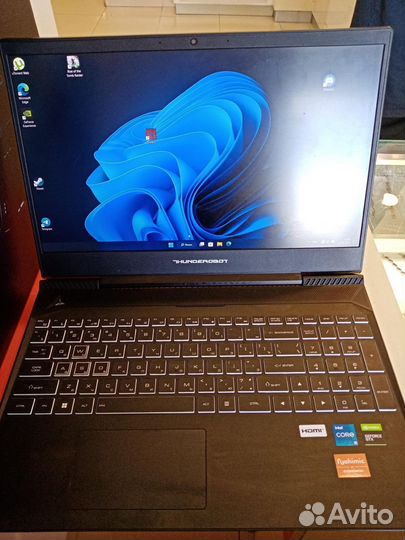 Игровой ноутбук ThundeRobot 911 Air D