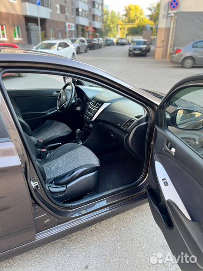 Hyundai Solaris 1.6 AT, 2014, 83 460 км