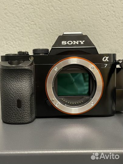 Беззеркальная камера Sony a7 mark i body