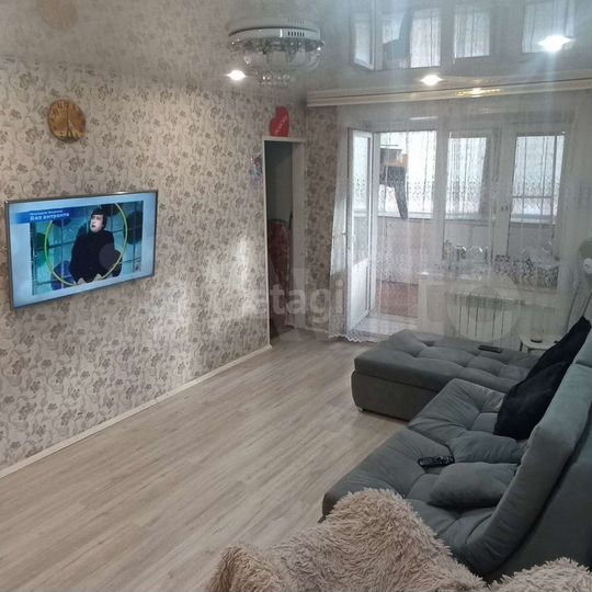 4-к. квартира, 61 м², 1/5 эт.