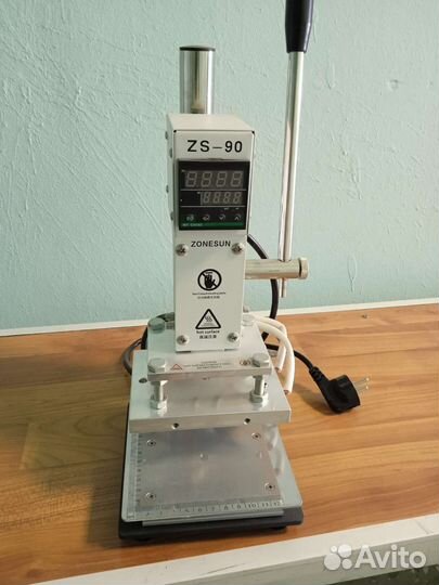 Станок для горячего тиснения, клише