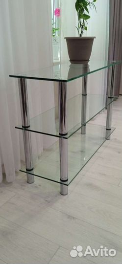 Стеклянная тумба
