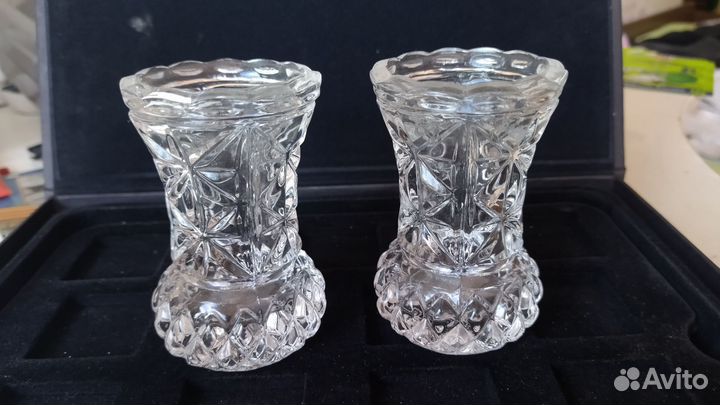 Хрустальная вазочка