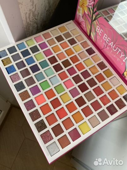 Палитра теней 99 оттенков