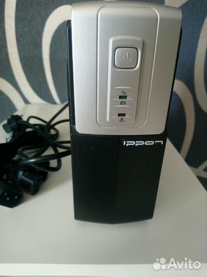 Бесперебойник Ippon back office 400