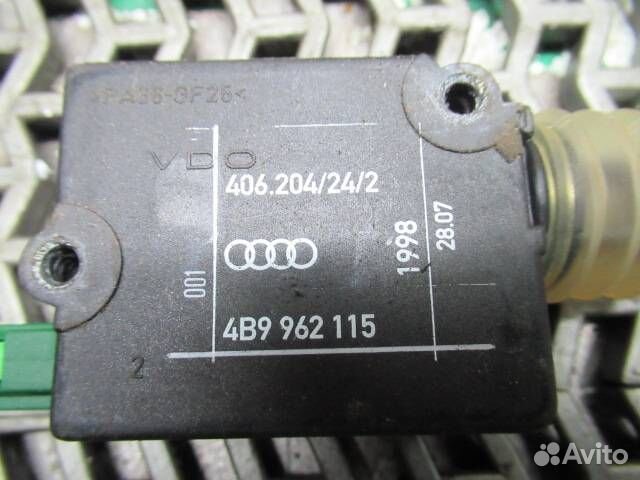 Активатор (привод) замка двери Audi A6 4A/C4 1997