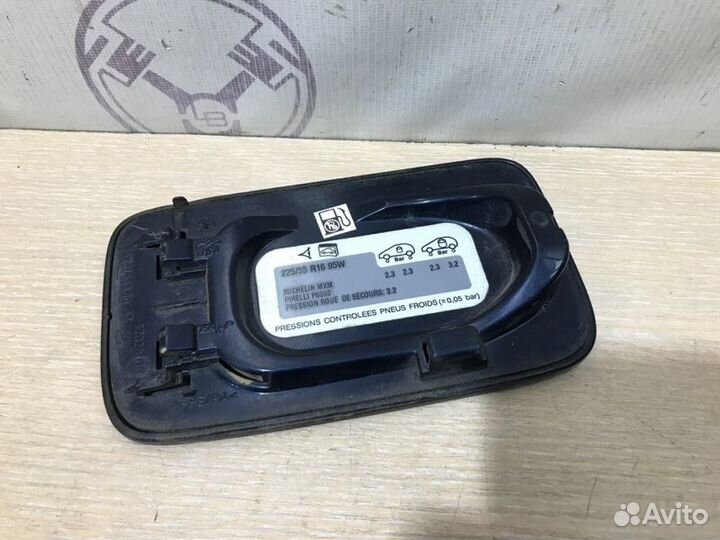 Лючок топливного бака Peugeot 607 9D 3FZ 2001