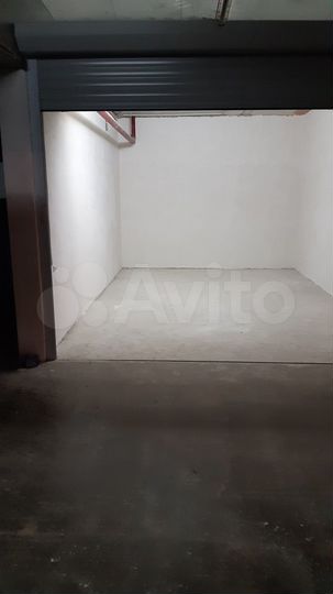 Машиноместо, 18 м²