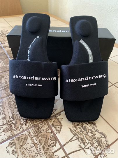 Шлепанцы alexander wang