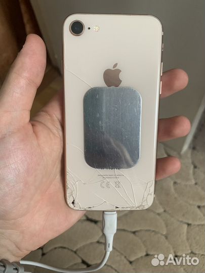 iPhone 8, 64 ГБ