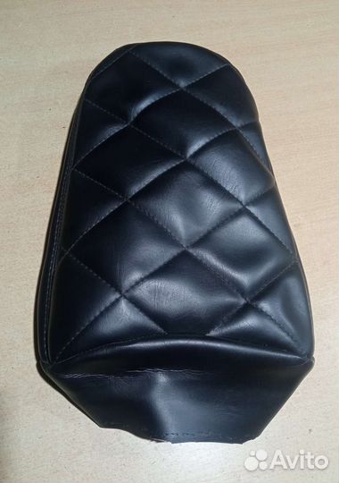 Обтяжка сидения мотоцикла