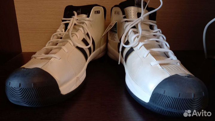 Кроссовки Adidas 53-го размера