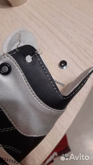 Коньки хоккейные