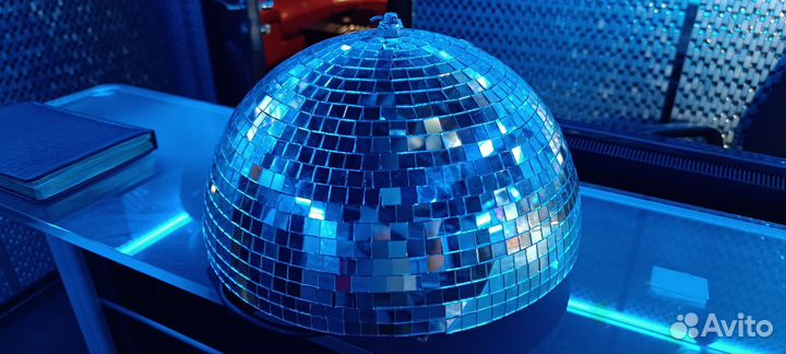 Зеркальная полусфера