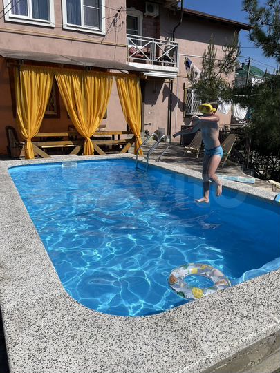 Комната 15 м² в 1-к., 1/3 эт.