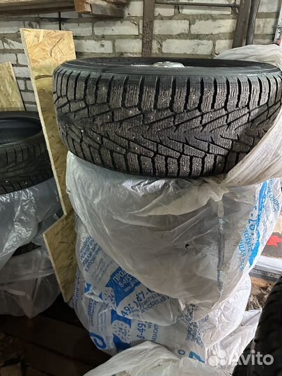 Зимние колеса на Land Cruiser 200 R18