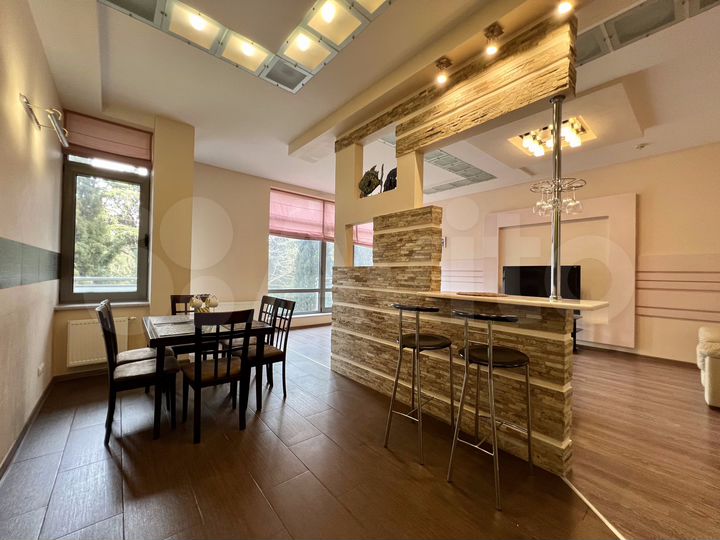 3-к. квартира, 115 м², 2/9 эт.