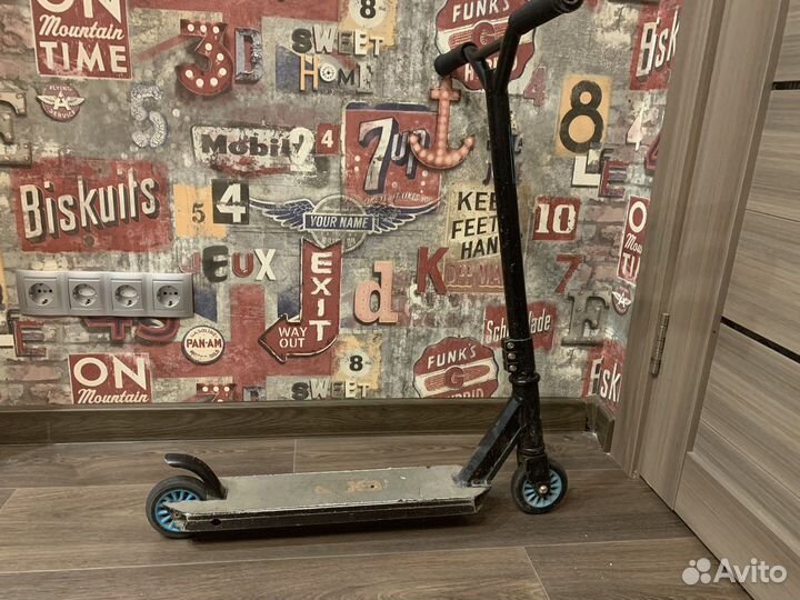 Трюковой самокат