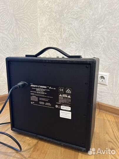 Гитарный комбик fender mustang