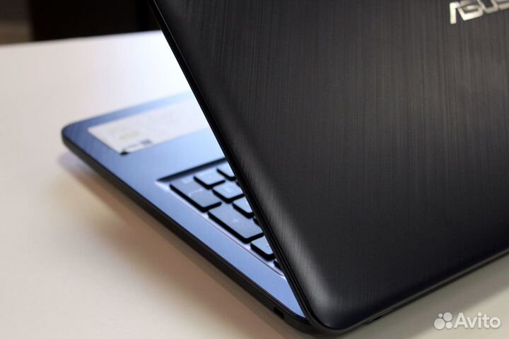 Ноутбук Asus Nvidia gddr5 / intel Core