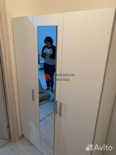 Шкаф распашной новый