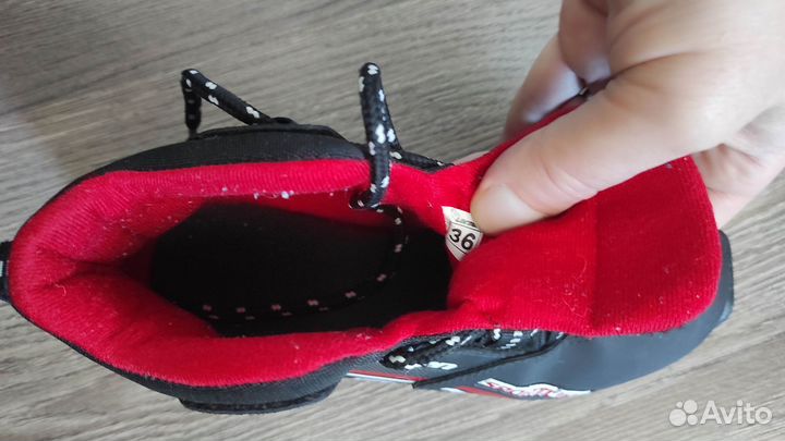 Лыжные ботинки larsen р.36