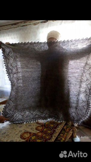Шаль пуховая ручная работа