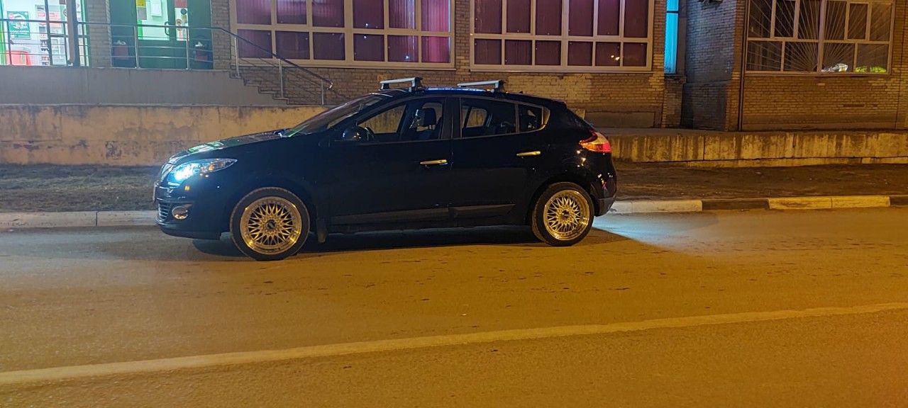 Renault Megane: фото владельца