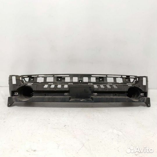 Кронштейн решëтки радиатора Ford Kuga 2