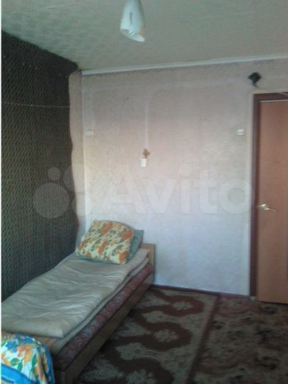 Комната 15 м² в 4-к., 4/4 эт.