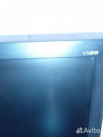 Монитор ЖК 19 дюймов