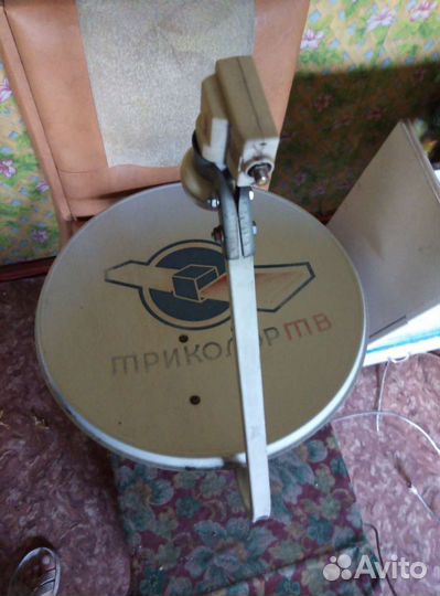 Антенна спутниковая