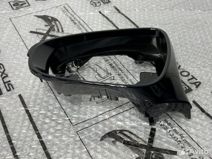 Рамка зеркала левая Lexus Gs