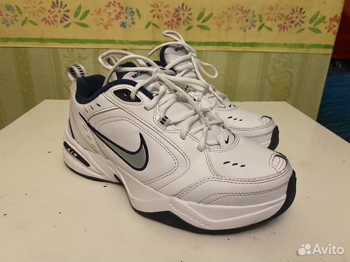 Кроссовки nike air monarch iv