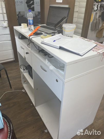 Стойка ресепшн бу