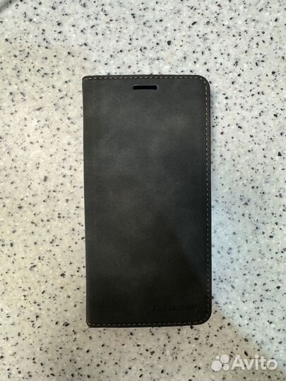 Чехол-книжка для iPhone 12