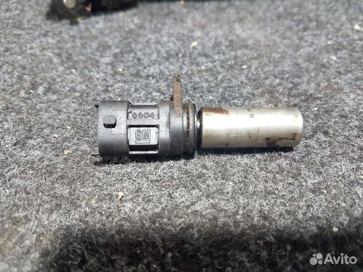 Датчик коленвала Opel Astra H 1.6