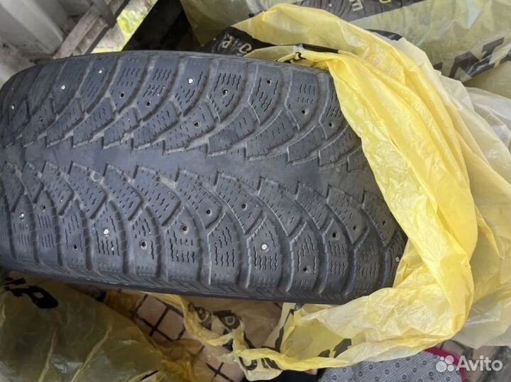 Nokian Tyres Hakkapeliitta 4 235/55 R17