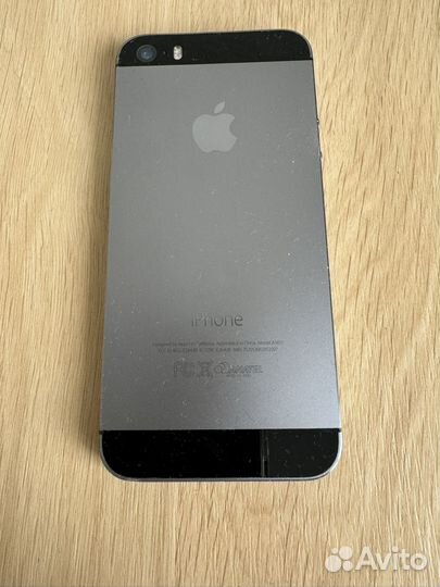 Смартфон Apple iPhone 5S 16 гб, 1 SIM, черный