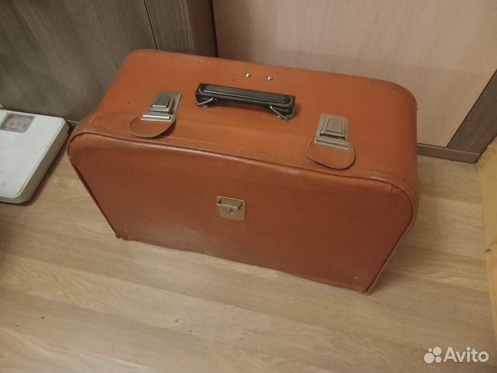 Швейная машина Подольск 143