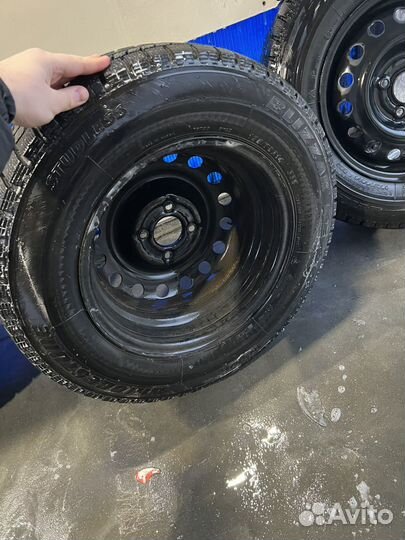 Bridgestone Blizzak Revo GZ 185/70 R14