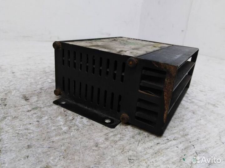 Преобразователь напряжения