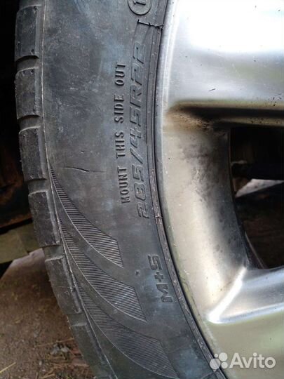 Cooper Zeon XST-A 285/45 R22 114V