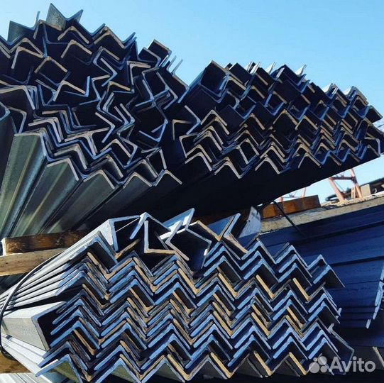 Уголок стальной